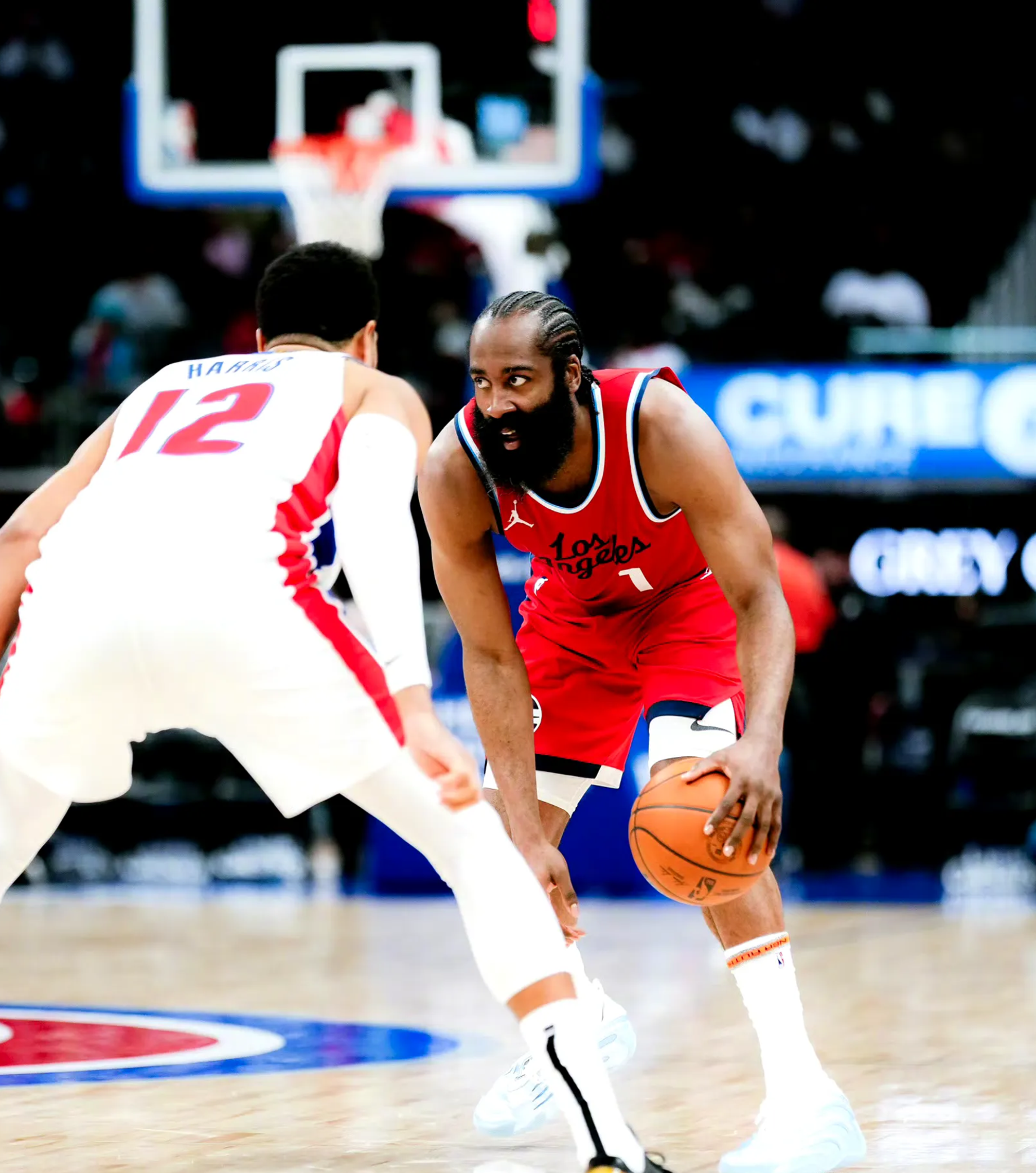 快船力克勇士，保持不败