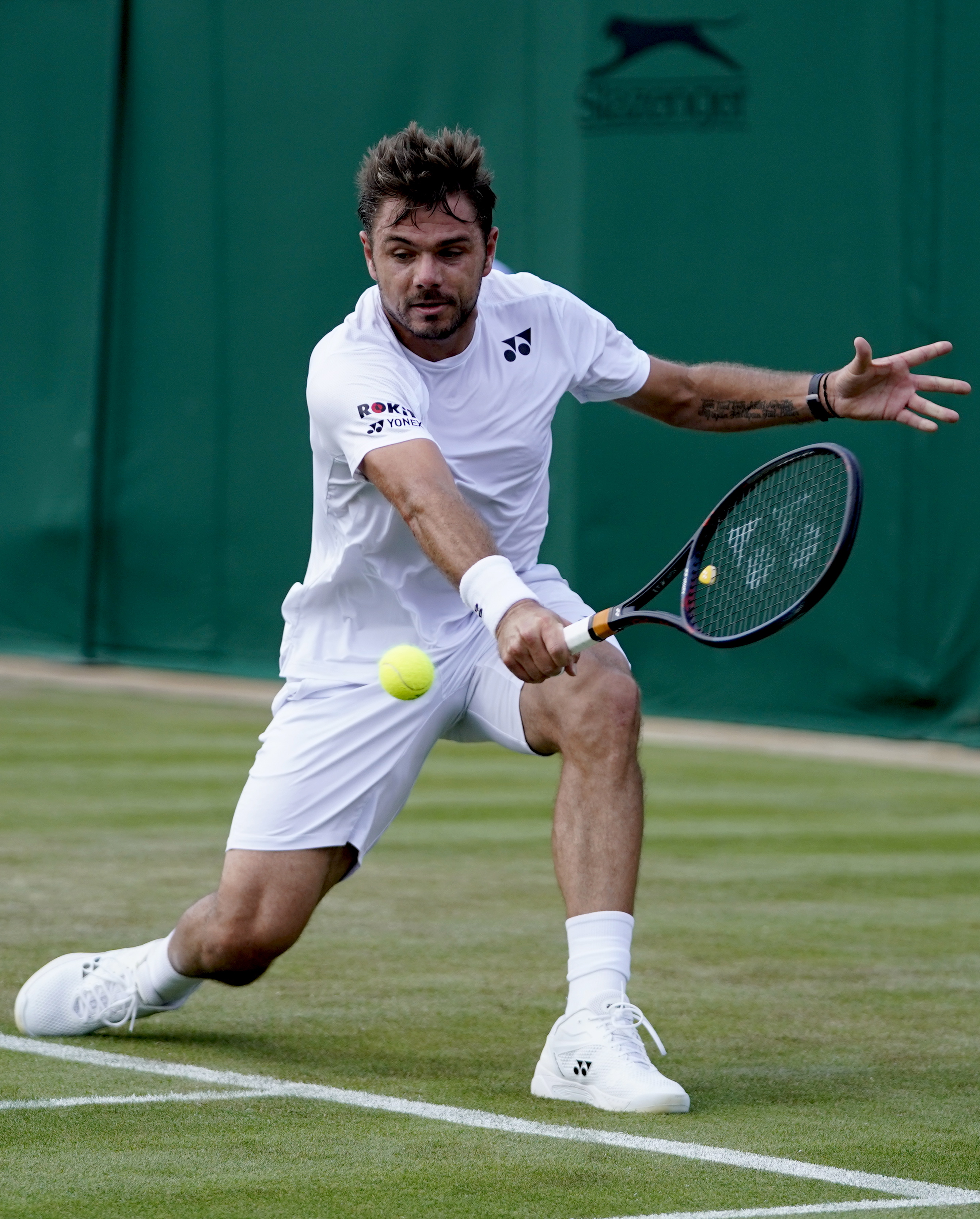 包含日本网球队横扫西班牙网球队，瓦林卡一己之力扛起全队的词条