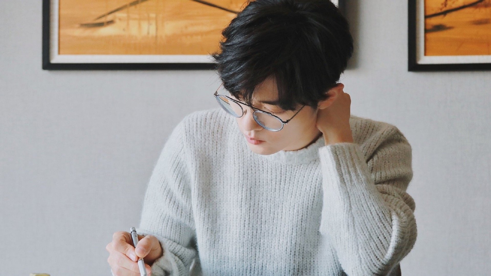 F1赛道与绿茵场，争冠悬念的冰与火之歌