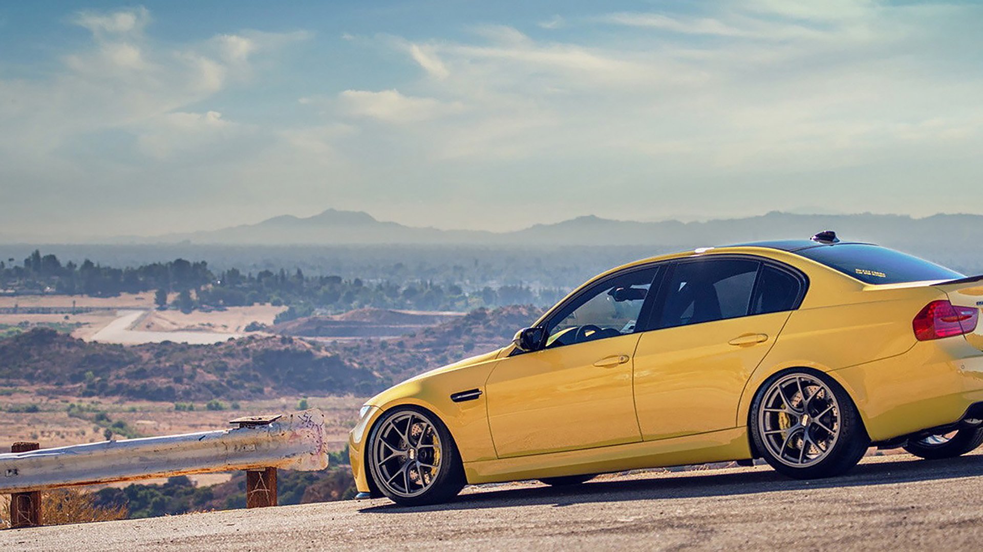 利拉德爆发轰下42分，快船连续得分狂潮压制尼克斯取关键胜利