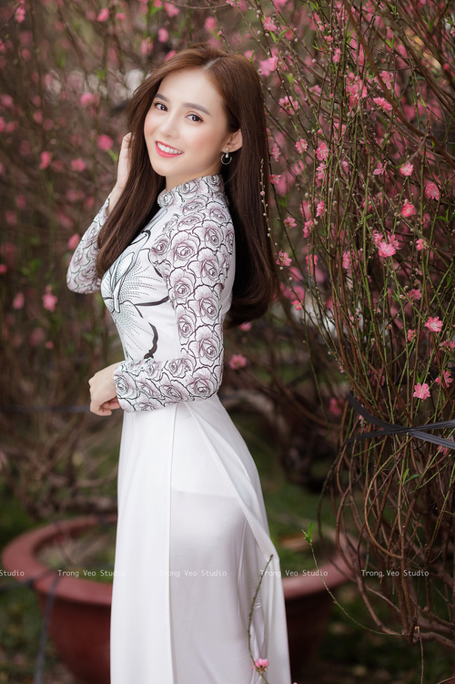 烽烟再起，2026世界杯E组强强对话，澳大利亚大胜阿联酋，托纳利闪耀全场，进攻端爆发
